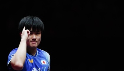 张本智和或遭封杀！央视点名批评，谁注意樊振东一举动，大快人心|央视网|日本|高市早苗|王楚钦|横滨冠军赛_新浪体育_新浪新闻